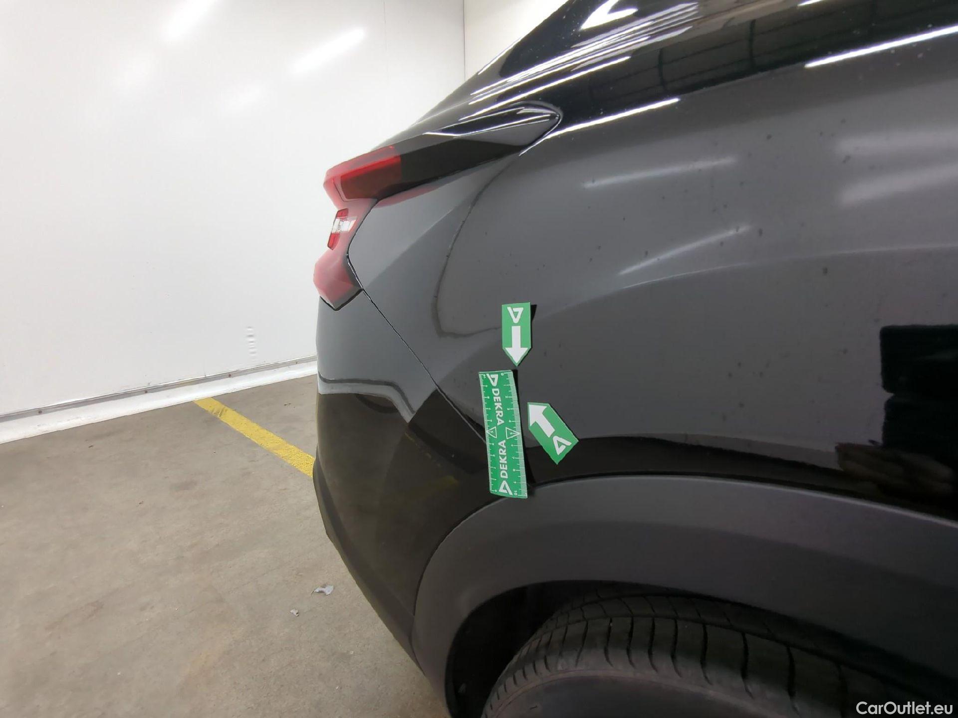 Citroen  C4  X Feel Pack 1.2 PureTech 130CV BVA8 6E #9