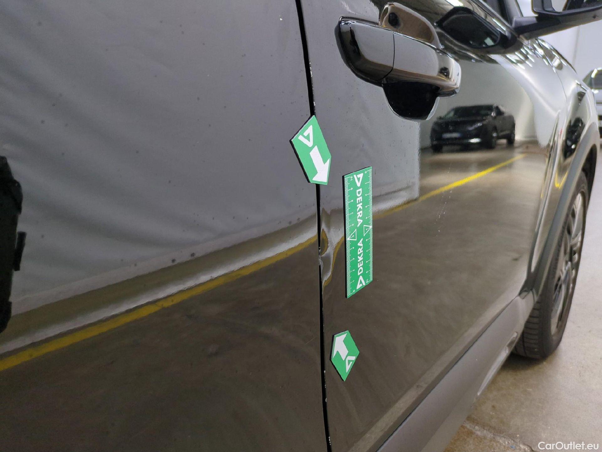  Citroen  C4 CITROEN  X / 2022 / 4P / Berline PureTech 130 S&S EAT8 Feel Pack #38