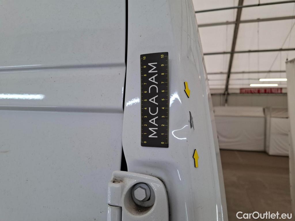  Fiat  Ducato FIAT  2014 4P Fourgon tôlé Maxi 3 5 XL H2 2 3 Mjet 140 Pack Pro Nav #46