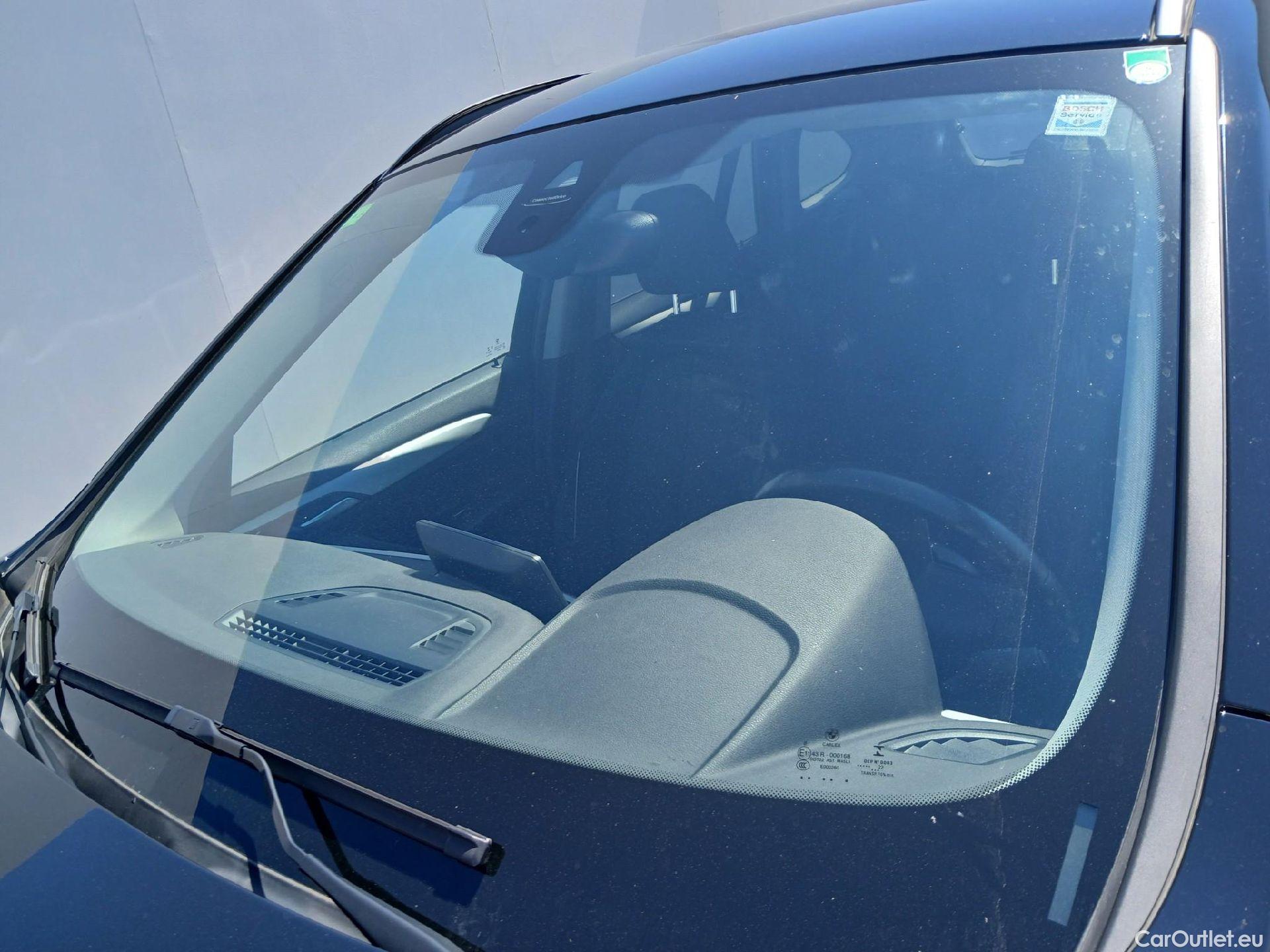  Bmw  X1 BMW  / 2019 / 5P / todoterreno sDrive16d Business #6