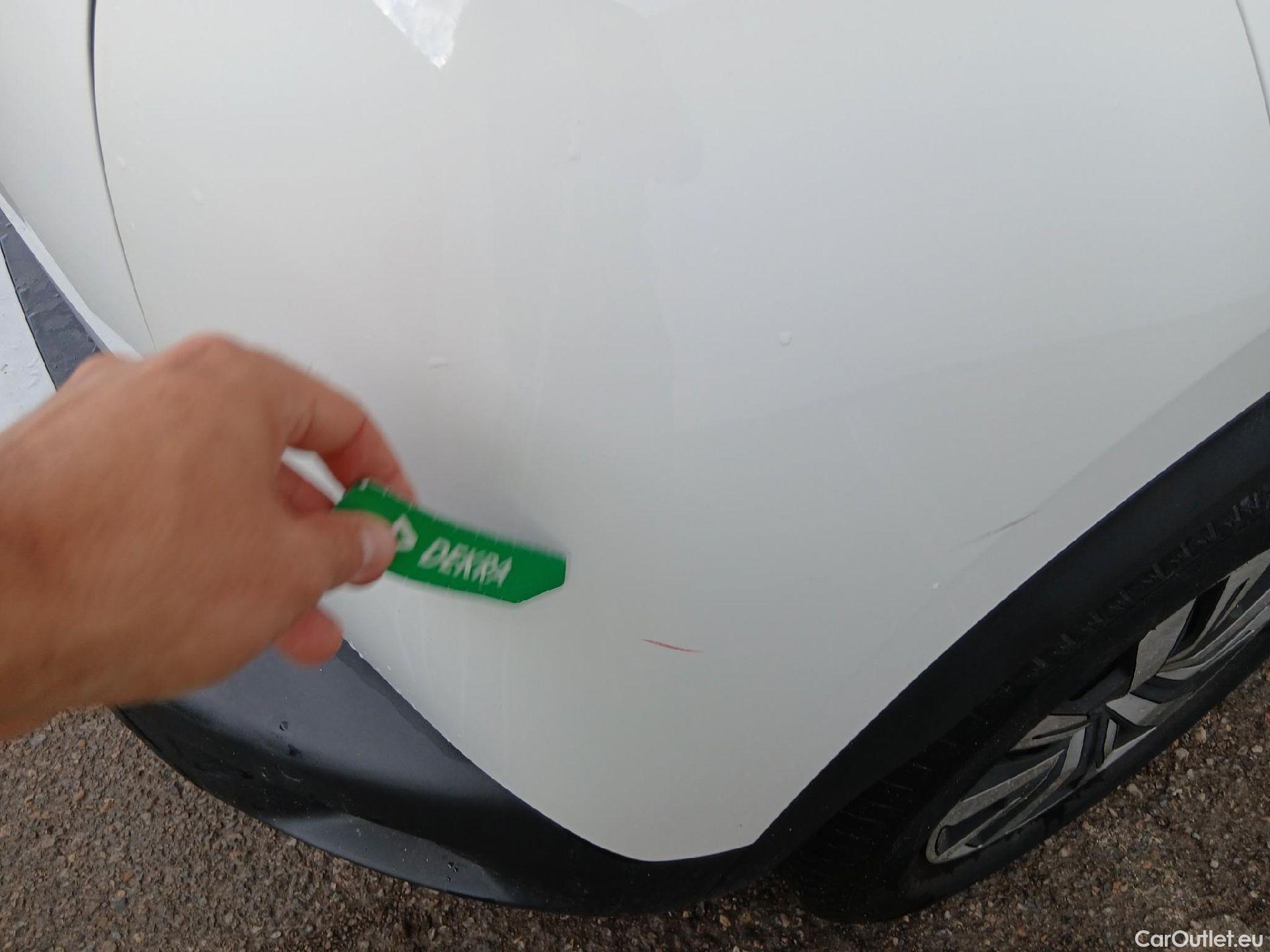  Peugeot  2008 PEUGEOT  / 2019 / 5P / todoterreno Active Puretech 100 S&S BVM6 #22