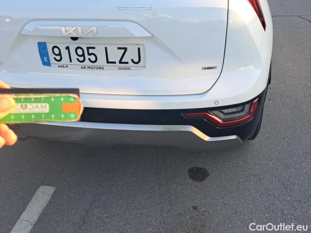  KIA  Niro KIA  / 2022 / 5P / crossover 1.6 GDi HEV 104kW (141CV) Drive #23