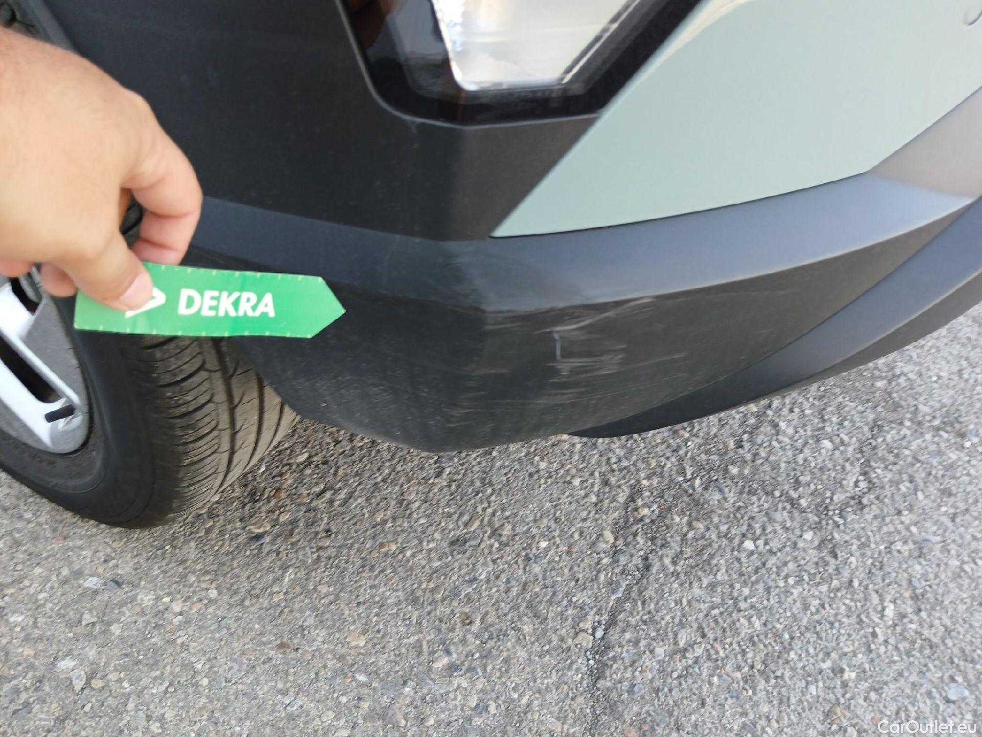  Hyundai  Konna HYUNDAI Kona / 2023 / 5P / todoterreno 1.0 TGDI Maxx #34