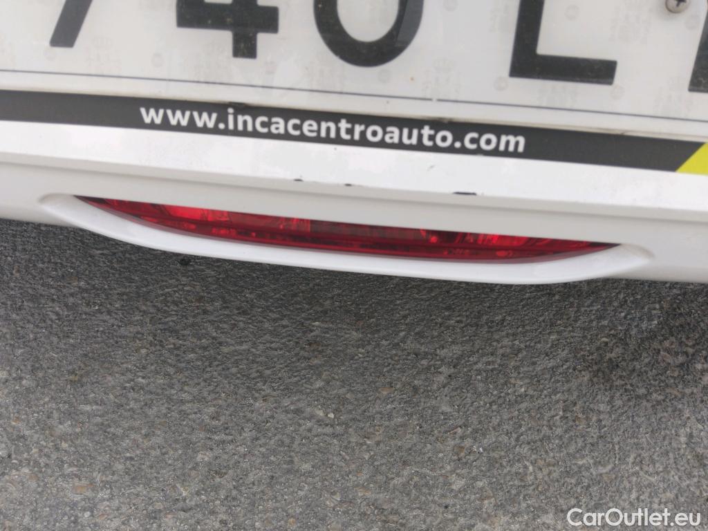  Opel  Corsa OPEL  / 2019 / 5P / berlina con portón 1.2 XEL 55kW (75CV) Edition #18