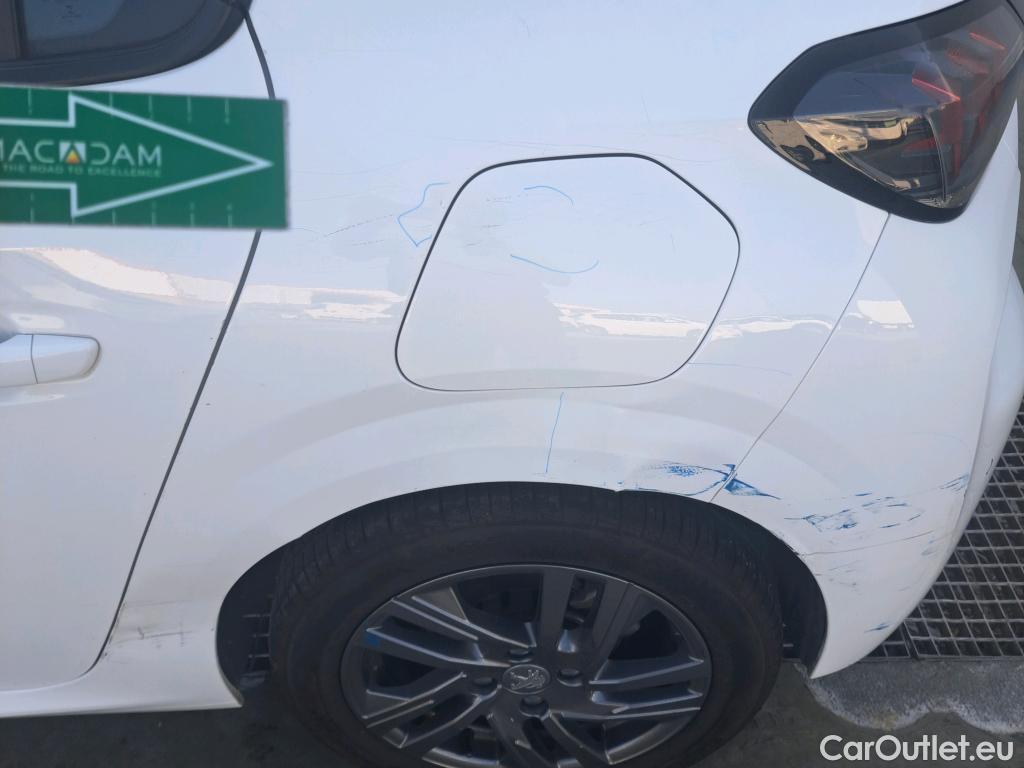  Peugeot  208 PEUGEOT  / 2019 / 5P / berlina con portón BlueHDi 73kW (100CV) Active Pack (AC) #13
