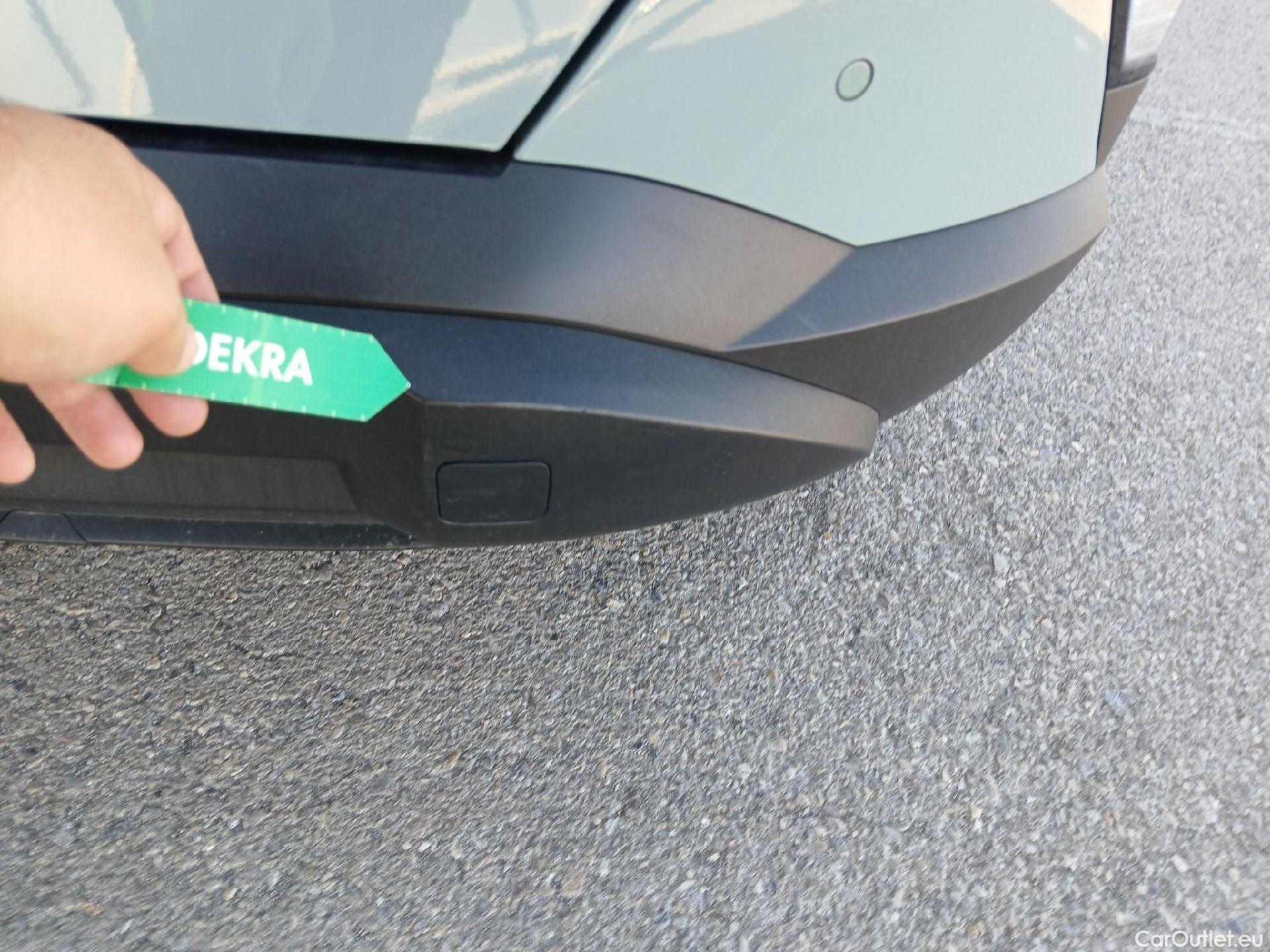  Hyundai  Konna HYUNDAI Kona / 2023 / 5P / todoterreno 1.0 TGDI Maxx #36