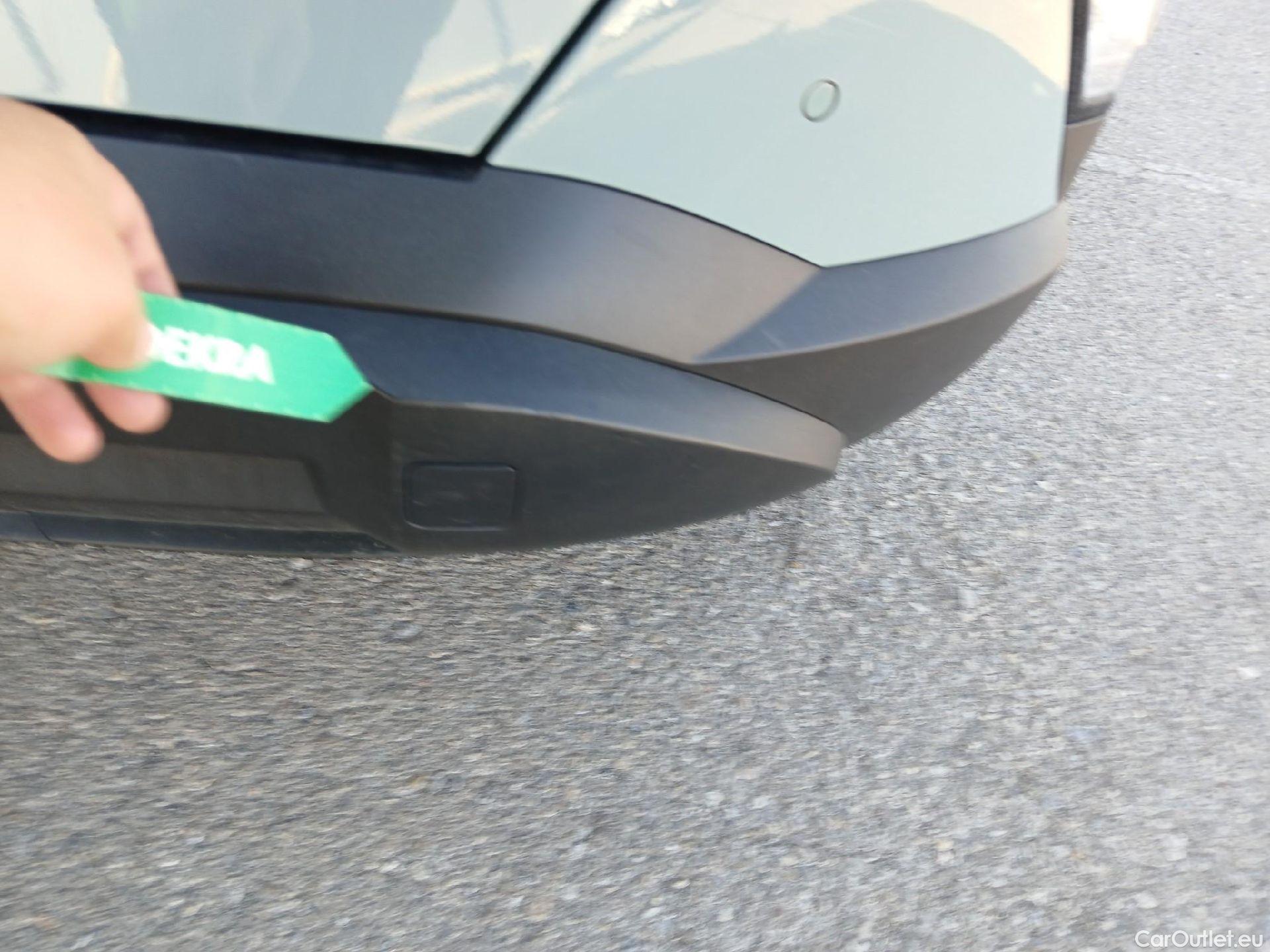  Hyundai  Konna HYUNDAI Kona / 2023 / 5P / todoterreno 1.0 TGDI Maxx #35