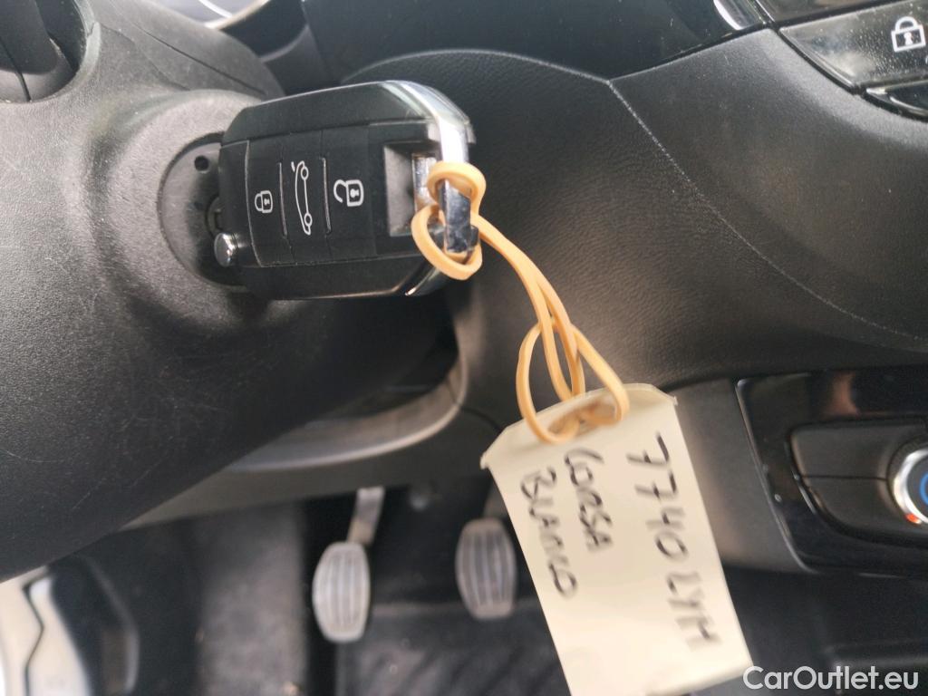  Opel  Corsa OPEL  / 2019 / 5P / berlina con portón 1.2 XEL 55kW (75CV) Edition #2