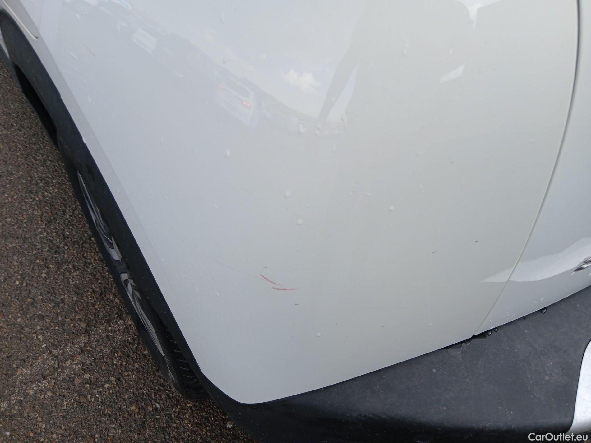  Peugeot  2008 PEUGEOT  / 2019 / 5P / todoterreno Active Puretech 100 S&S BVM6 #16