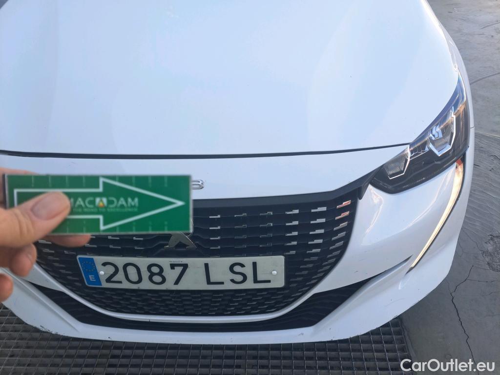  Peugeot  208 PEUGEOT  / 2019 / 5P / berlina con portón BlueHDi 73kW (100CV) Active Pack (AC) #18