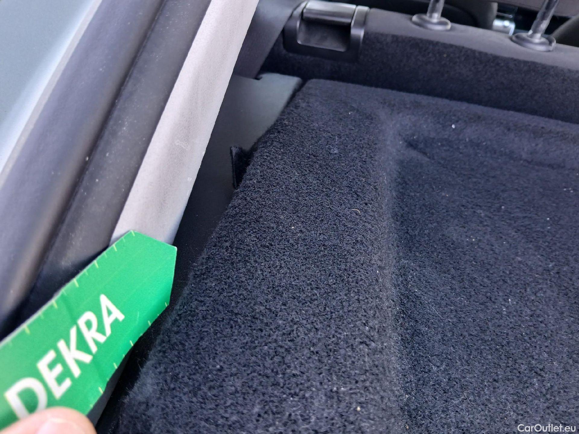 Hyundai  Konna HYUNDAI Kona / 2023 / 5P / todoterreno 1.0 TGDI Maxx #12