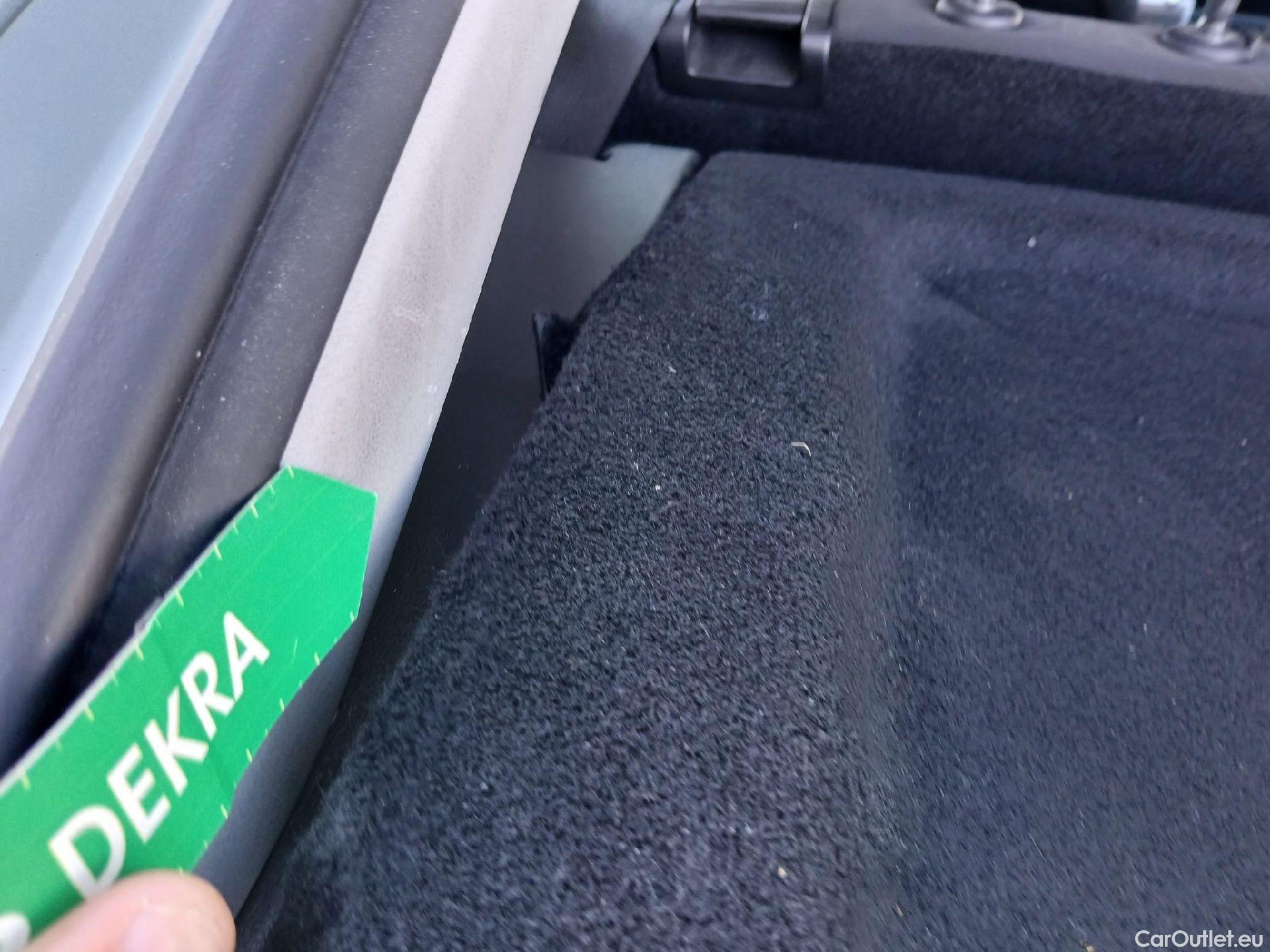  Hyundai  Konna HYUNDAI Kona / 2023 / 5P / todoterreno 1.0 TGDI Maxx #10