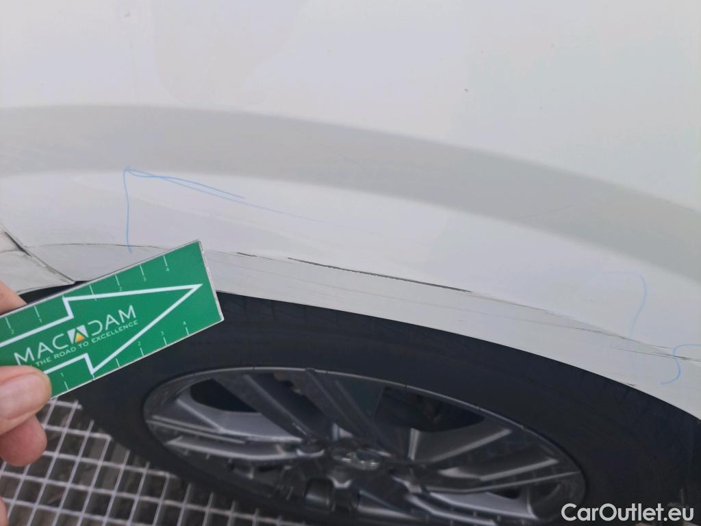  Peugeot  208 PEUGEOT  / 2019 / 5P / berlina con portón BlueHDi 73kW (100CV) Active Pack (AC) #7