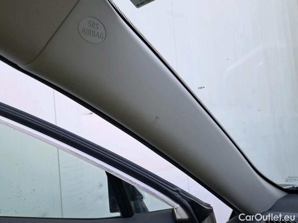  Toyota  RAV4 TOYOTA  / 2018 / 5P / todoterreno 2.5l 220H Advance #10