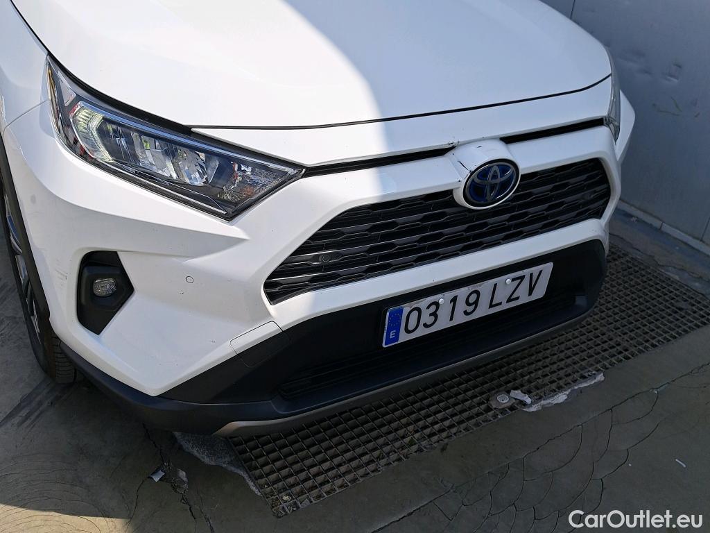  Toyota  RAV4 TOYOTA  / 2018 / 5P / todoterreno 2.5l 220H Advance #14