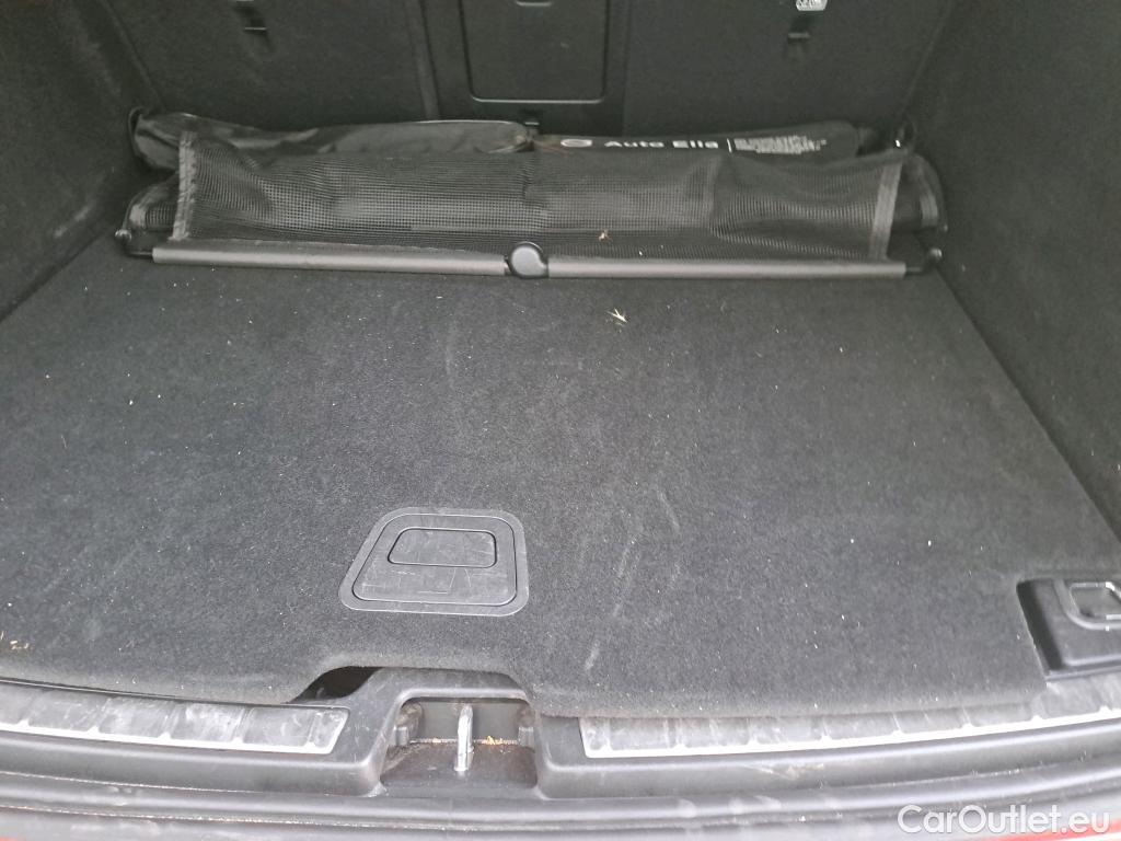  Volvo  XC60 VOLVO  / 2017 / 5P / todoterreno 2.0 B4 D Momentum Pro Auto #9