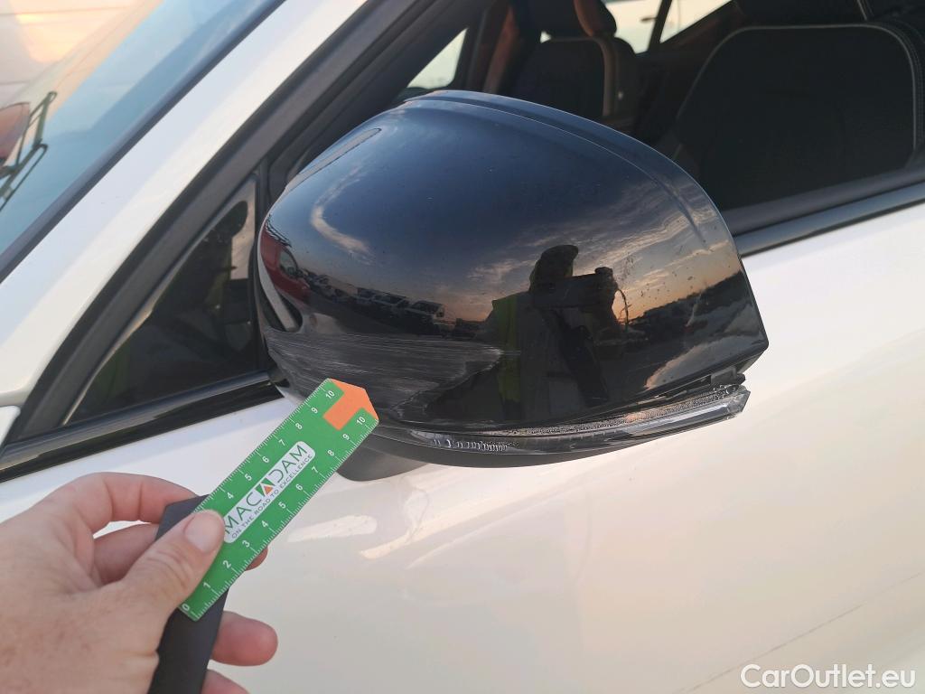  Volvo  XC 40 VOLVO XC40 / 2021 / 5P / todoterreno 1.5 T5 Recharge PHEV Plus Dark Auto #3