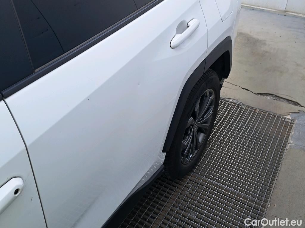  Toyota  RAV4 TOYOTA  / 2018 / 5P / todoterreno 2.5l 220H Advance #18