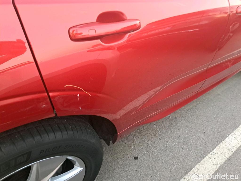  Volvo  XC60 VOLVO  / 2017 / 5P / todoterreno 2.0 B4 D Momentum Pro Auto #3