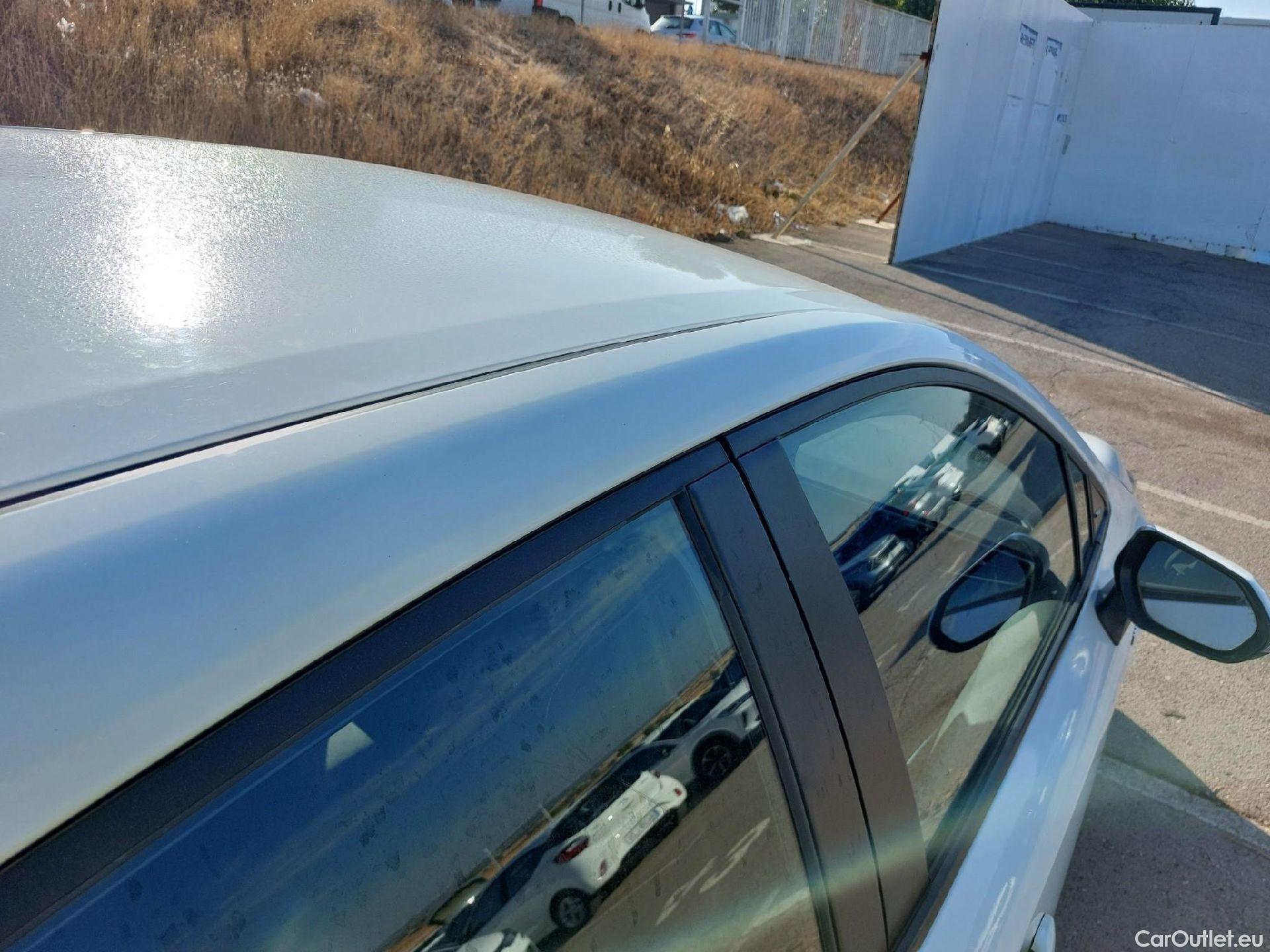  Toyota  Corolla TOYOTA  1.8 125H ACTIVE TECH E-CVT #16