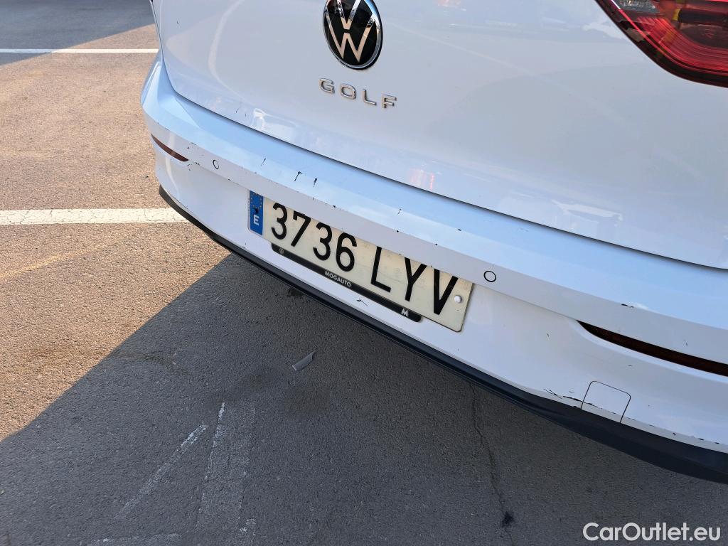  Volkswagen  Golf  VOLKSWAGEN / 2020 / 5P / berlina con portón Life 1.0 TSI 81kW (110CV) #29