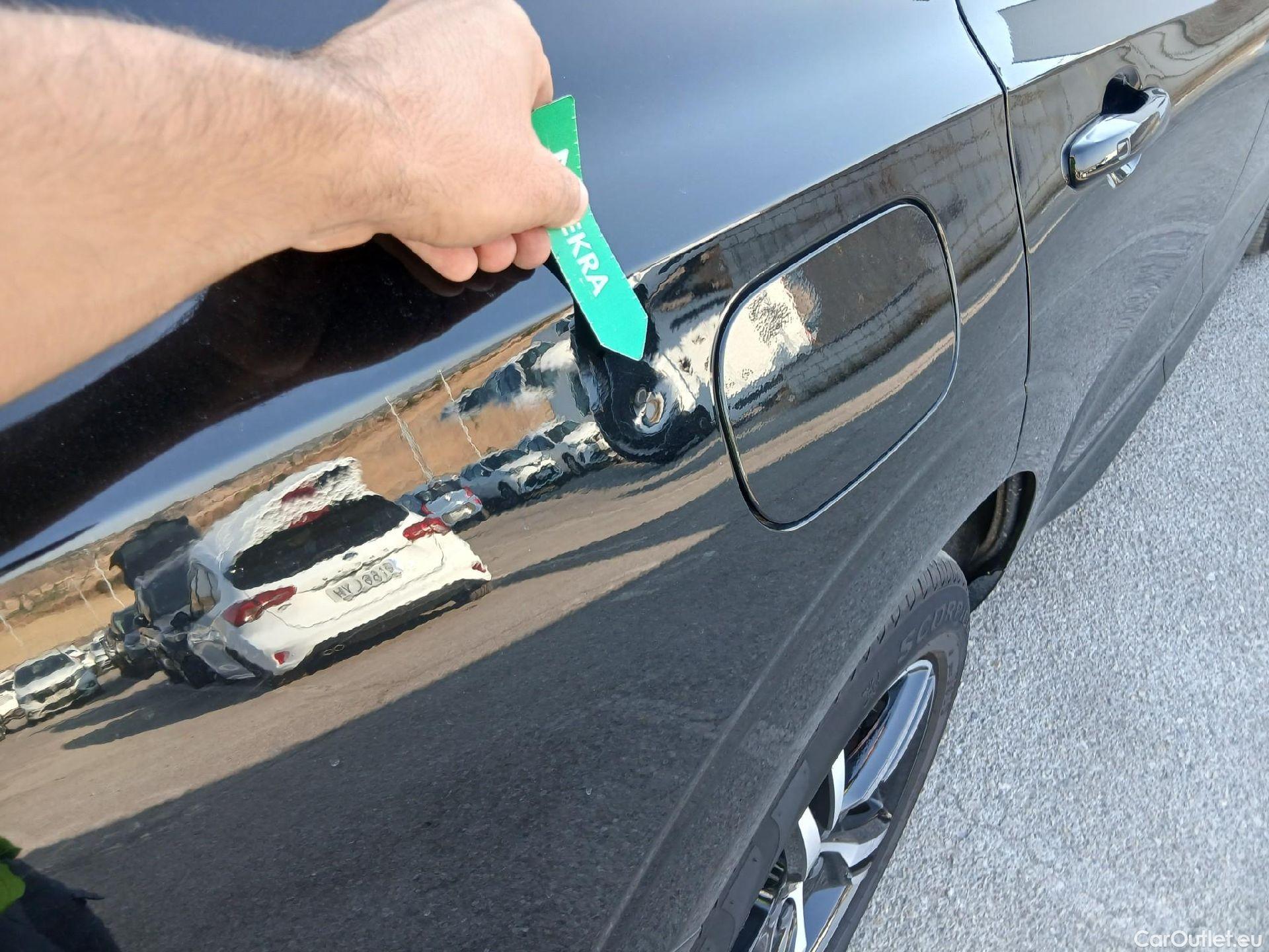  Volvo  XC60 VOLVO  / 2017 / 5P / todoterreno 2.0 T6 AWD Recharge R-Design Auto #20