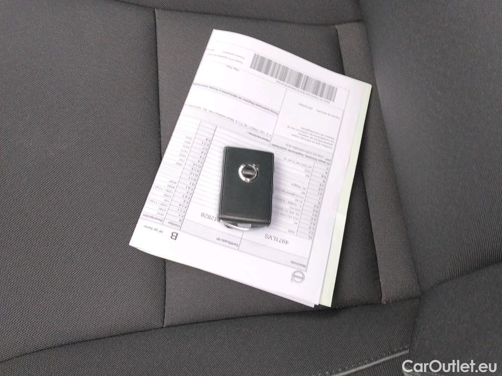  Volvo  XC 40 VOLVO XC40 / 2017 / 5P / todoterreno 1.5 T4 Twin Recharge Inscription Ex Auto #1