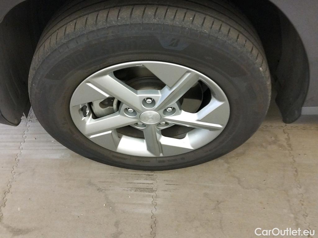  Hyundai  Konna HYUNDAI Kona / 2023 / 5P / todoterreno 1.6 GDI HEV Maxx DCT #6