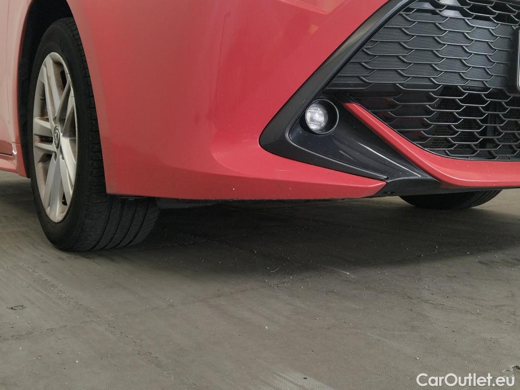  Toyota  Corolla TOYOTA  1.8 125H ACTIVE TECH E-CVT #19