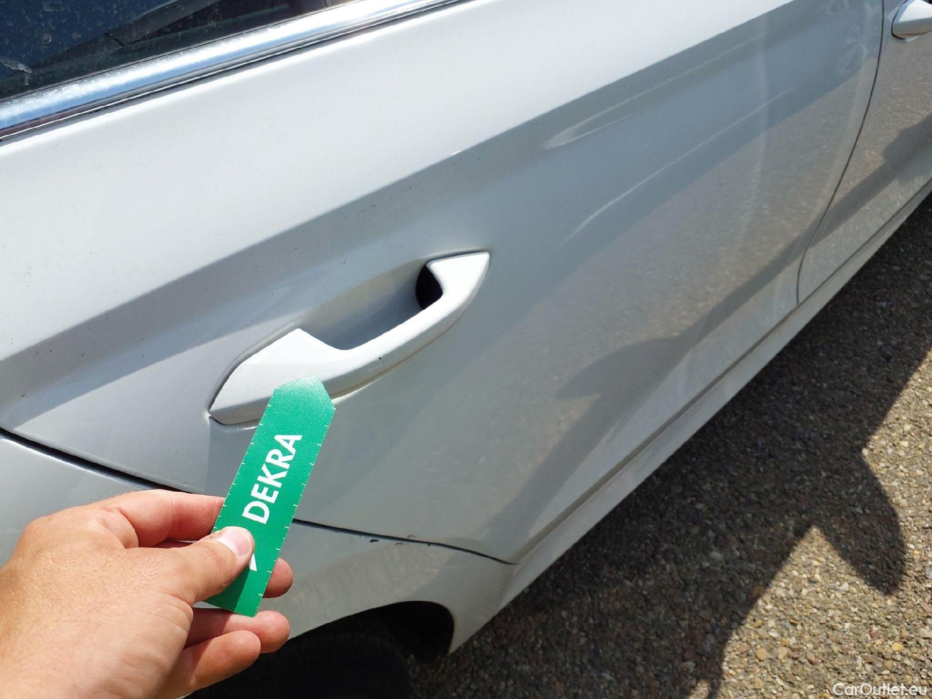  Skoda  Octavia SKODA  / 2020 / 5P / familiar Combi 2.0 TDI 85kW(115CV) Man Ambition #22