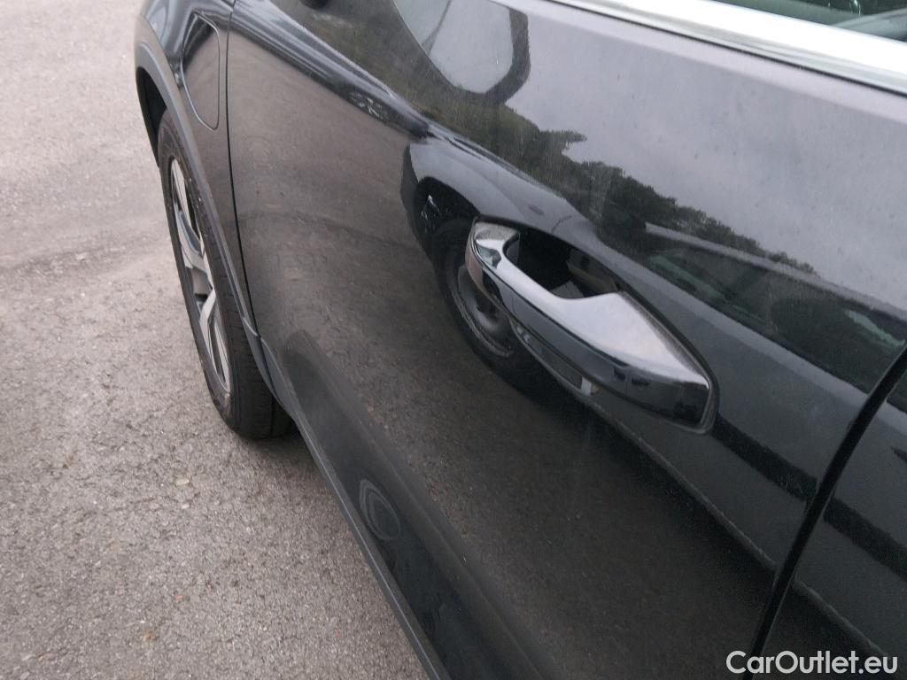  Volvo  XC 40 VOLVO XC40 / 2017 / 5P / todoterreno 1.5 T4 Twin Recharge Inscription Ex Auto #21