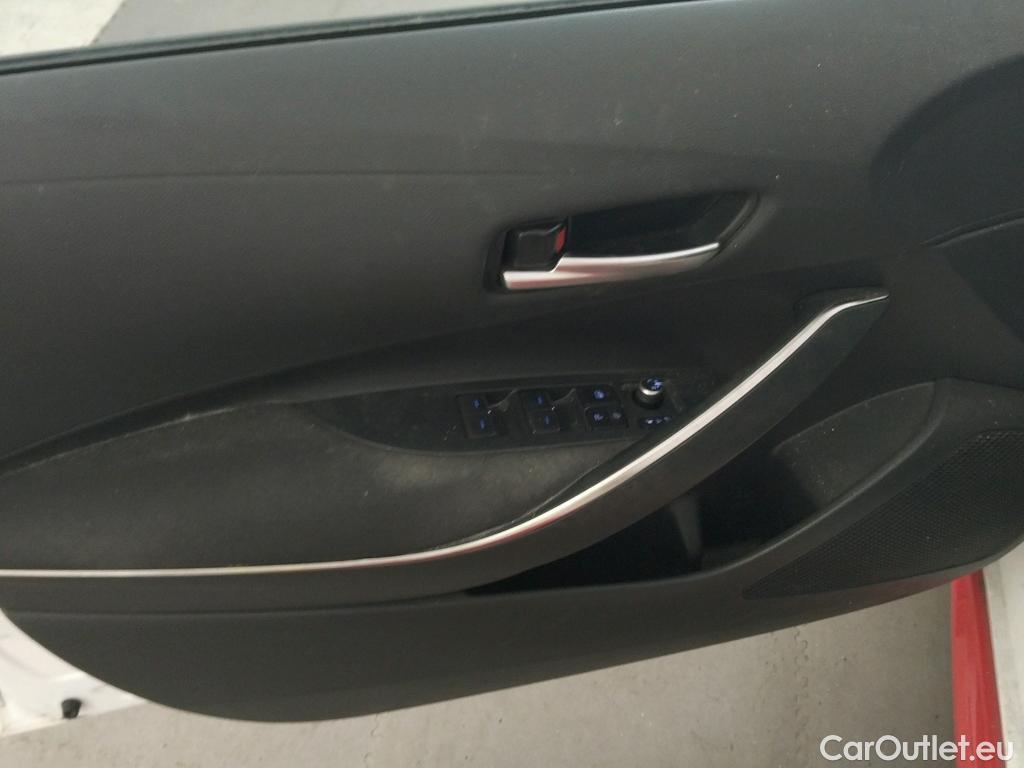  Toyota  Corolla TOYOTA  1.8 125H ACTIVE TECH E-CVT #10