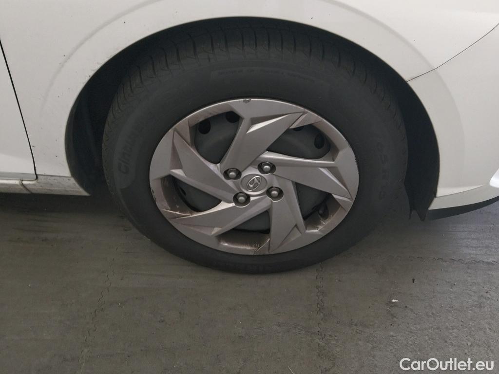  Hyundai  i20 HYUNDAI  / 2020 / 5P / berlina con portón 1.0 TGDI 74kW (100CV) 48V Essence #15