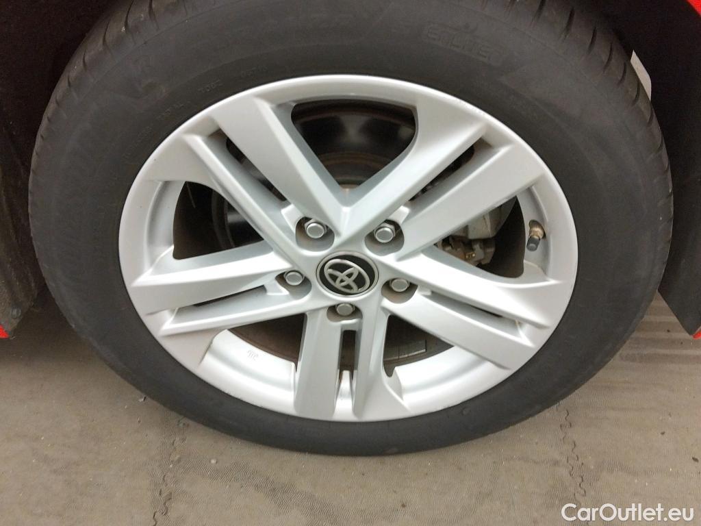  Toyota  Corolla TOYOTA  1.8 125H ACTIVE TECH E-CVT #16