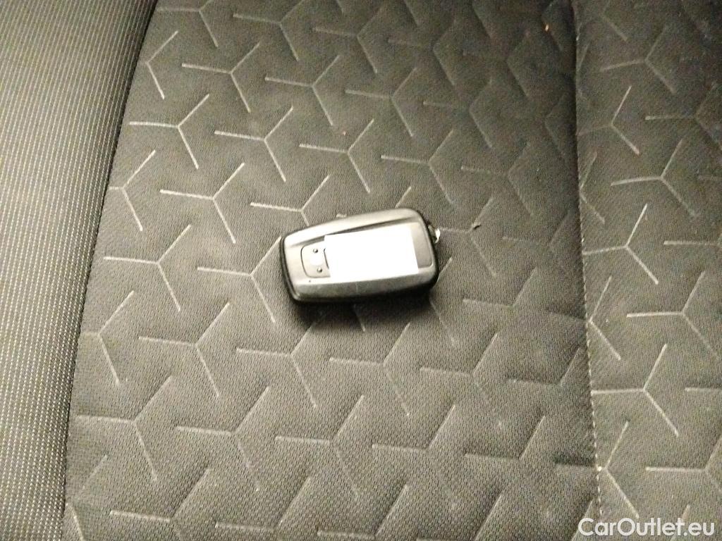  Toyota  Corolla TOYOTA  1.8 125H ACTIVE TECH E-CVT #4