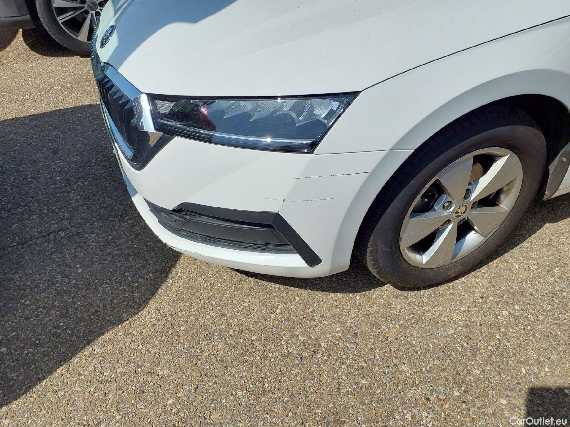  Skoda  Octavia SKODA  / 2020 / 5P / familiar Combi 2.0 TDI 85kW(115CV) Man Ambition #6