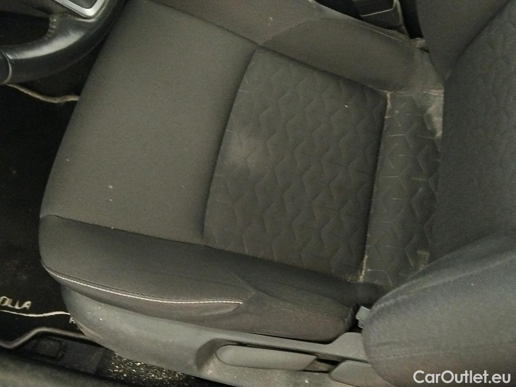  Toyota  Corolla TOYOTA  1.8 125H ACTIVE TECH E-CVT #7
