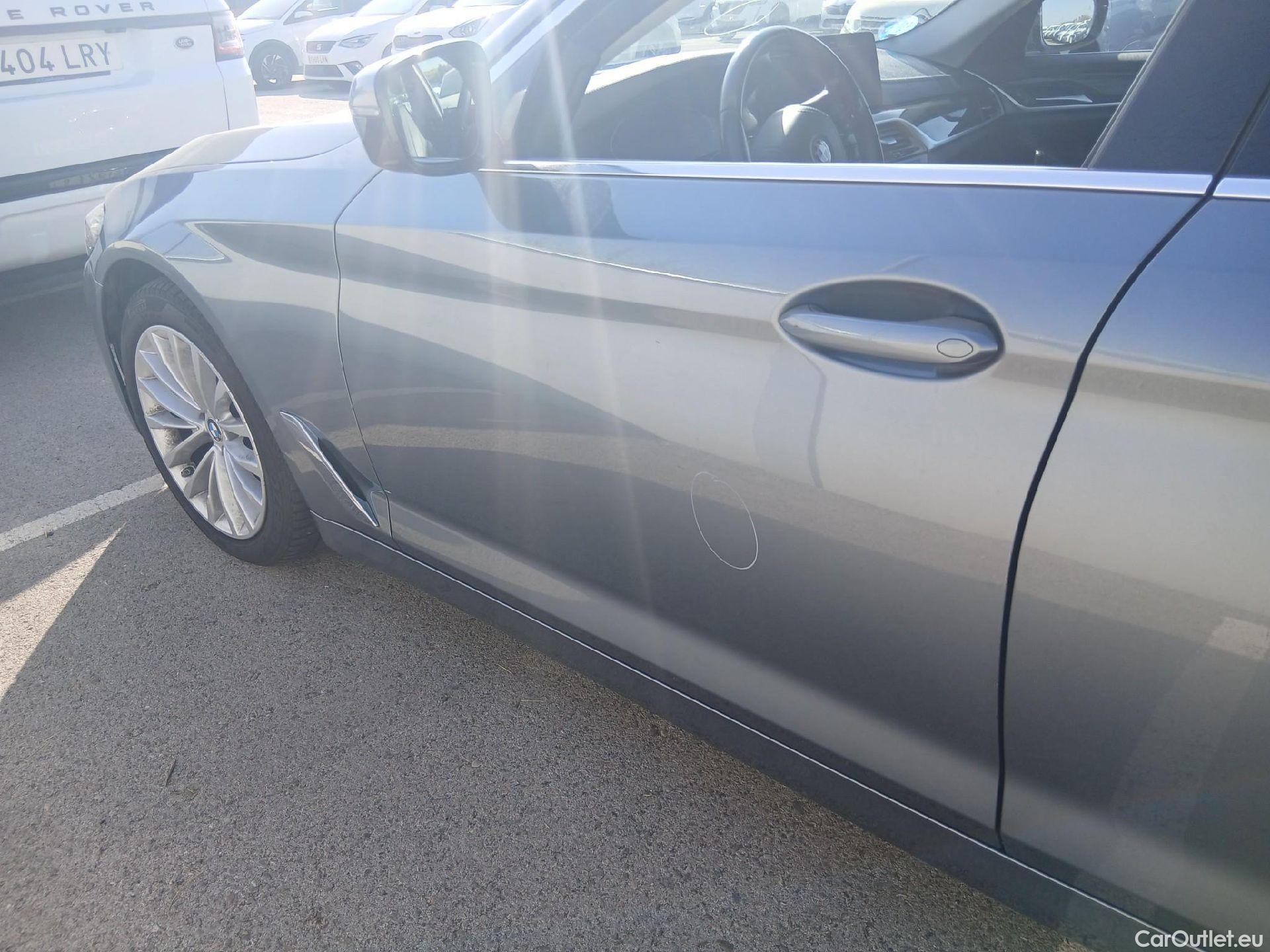  Bmw  Serie 5 BMW  / 2020 / 4P / sedán 520dA xDrive #10