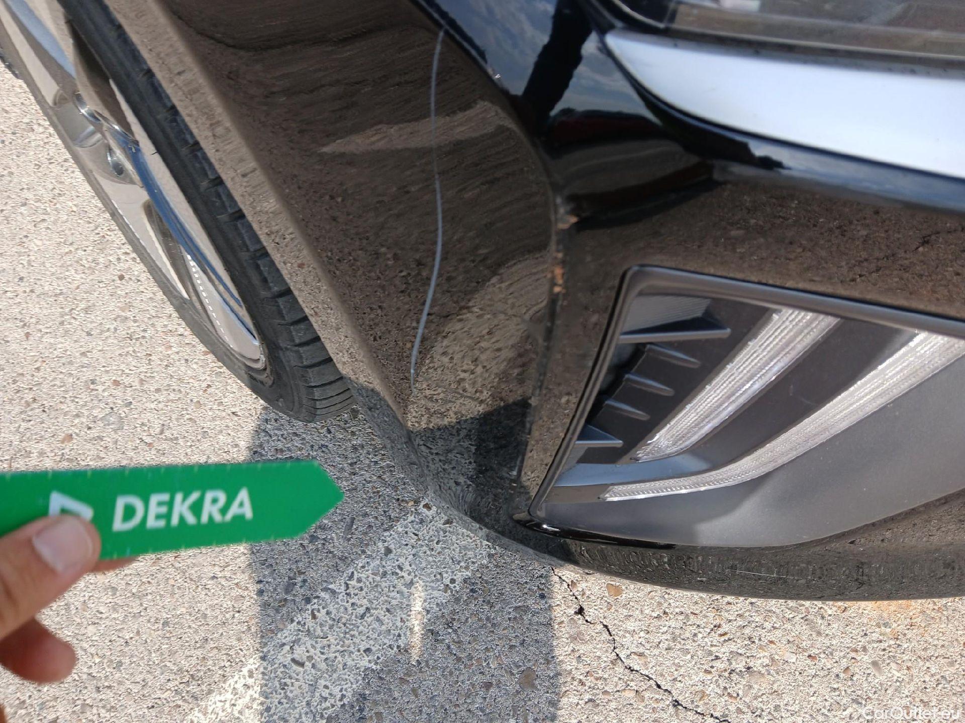  Hyundai   Ioniq HYUNDAI / 2019 / 5P / berlina con portón 1.6 GDI HEV Tecno DCT #8