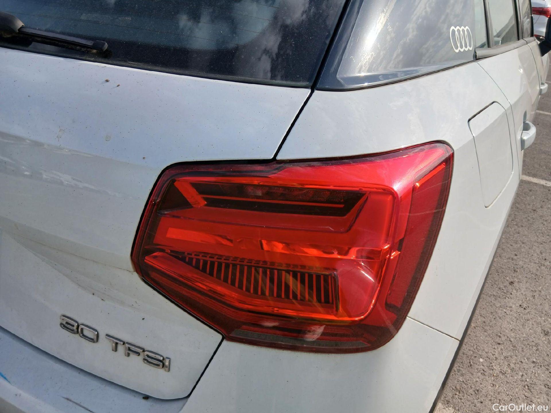  Audi  Q2 AUDI  / 2016 / 5P / todoterreno Design 30 TFSI 85kW (116CV) (AC) #47