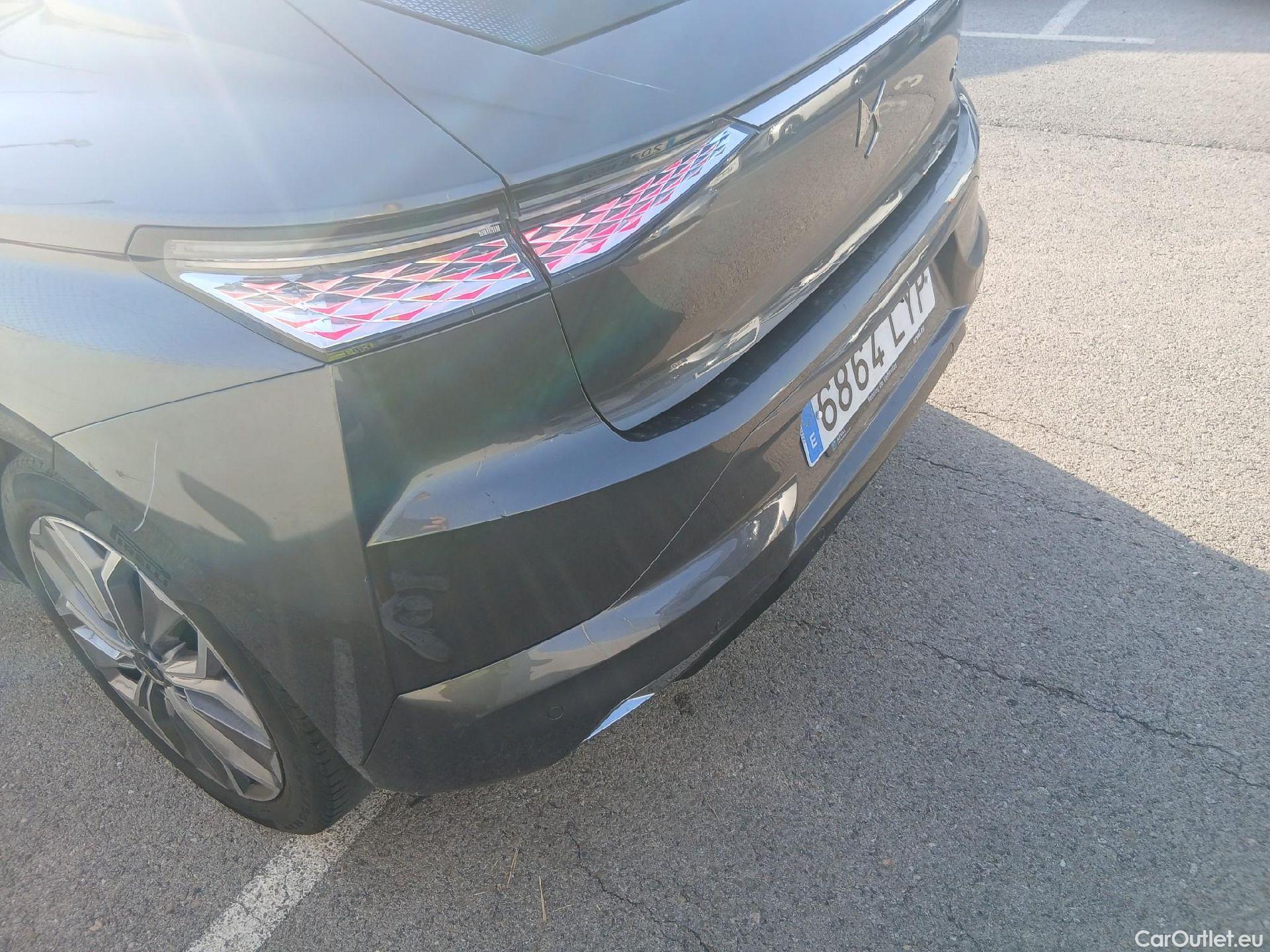  DS  DS4 DS DS 4 / 2021 / 5P / berlina con portón PureTech 180 auto TROCADERO #33