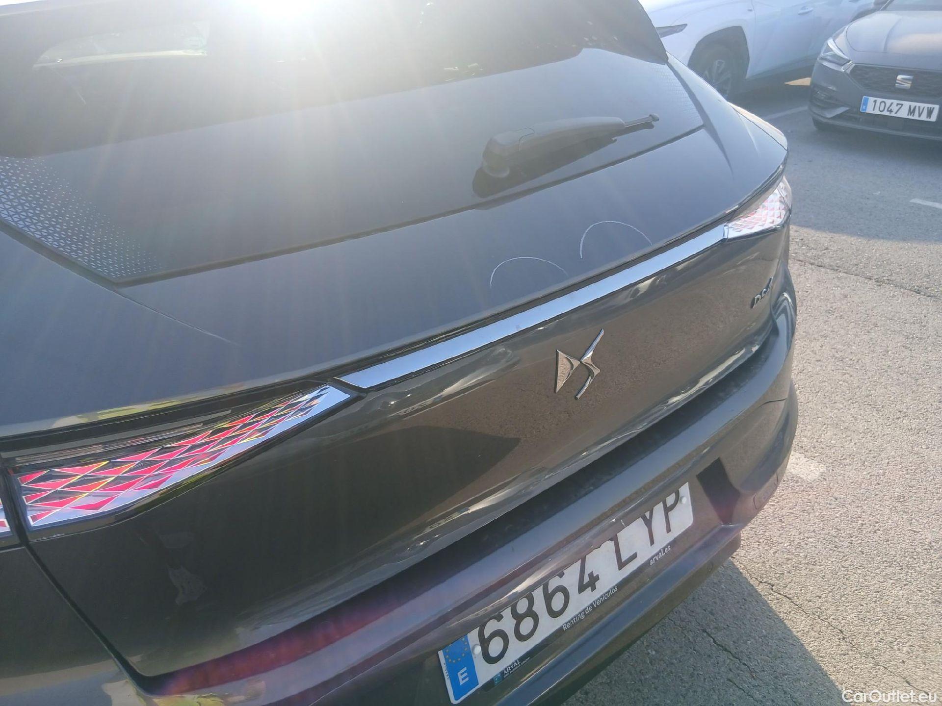  DS  DS4 DS DS 4 / 2021 / 5P / berlina con portón PureTech 180 auto TROCADERO #36