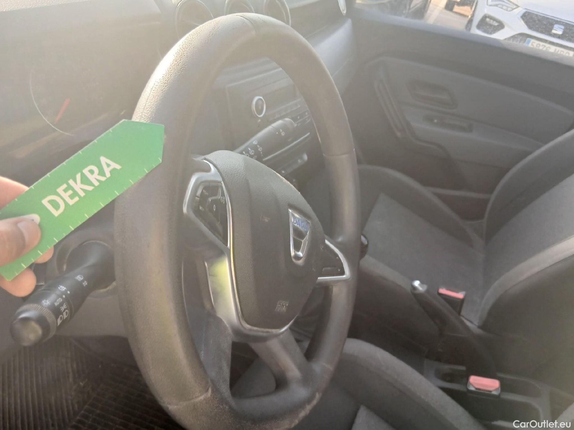  Dacia  Duster DACIA  / 2018 / 5P / todoterreno Essential Blue dCi 85kW (115CV) 4X4 #6