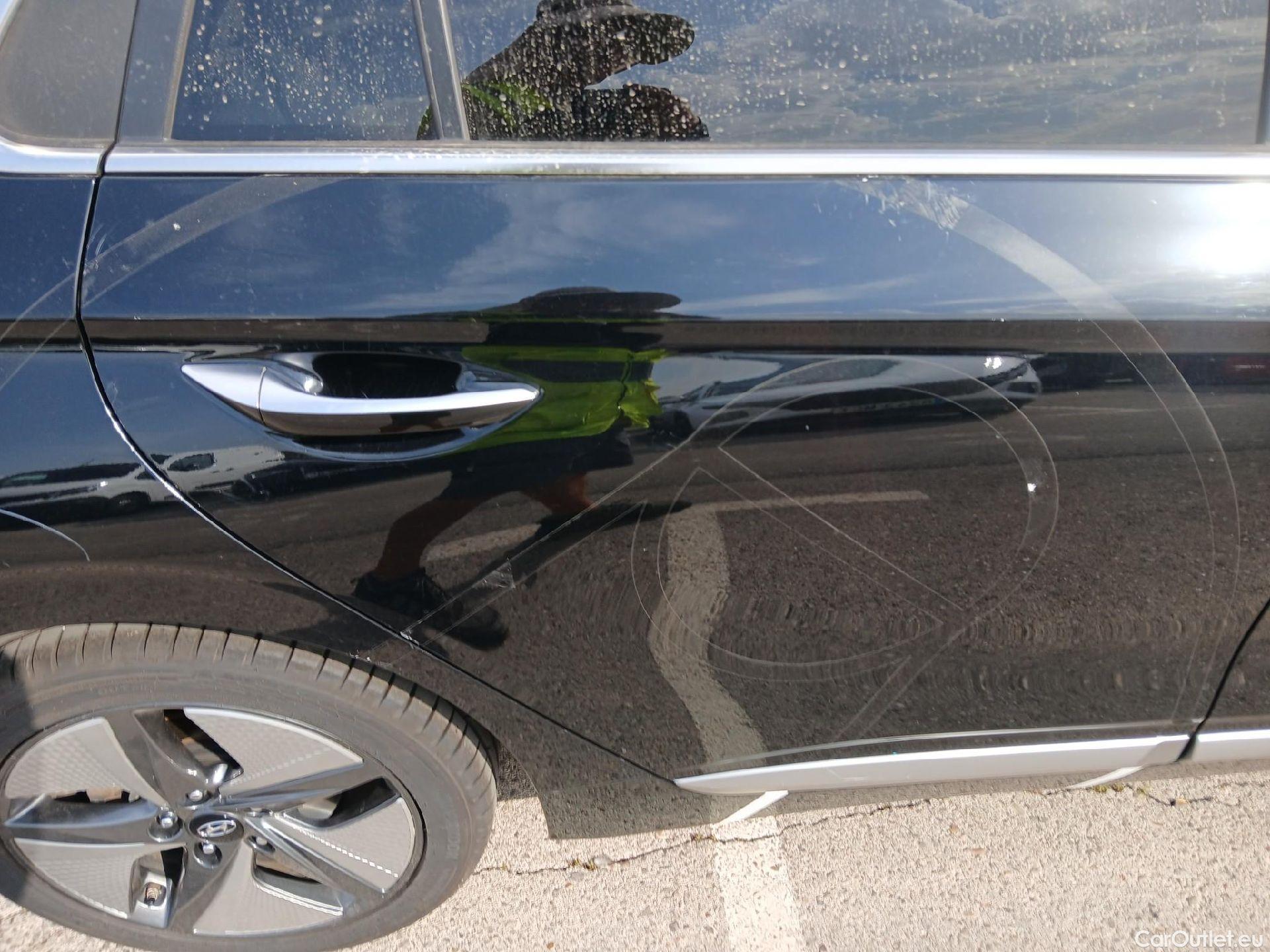  Hyundai   Ioniq HYUNDAI / 2019 / 5P / berlina con portón 1.6 GDI HEV Tecno DCT #37