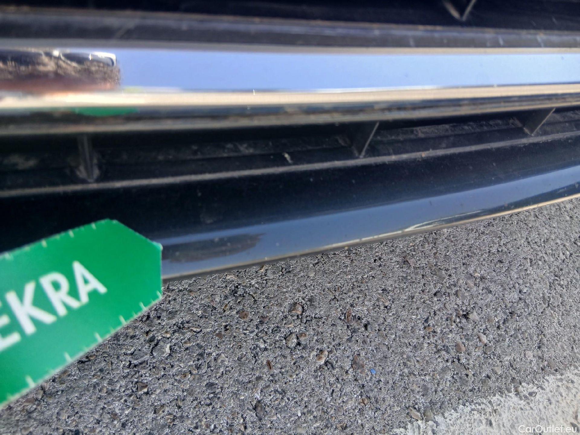  Audi  A6 AUDI  / 2018 / 4P / sedán 50 TFSIe quattro S tronic Sport Competit #6