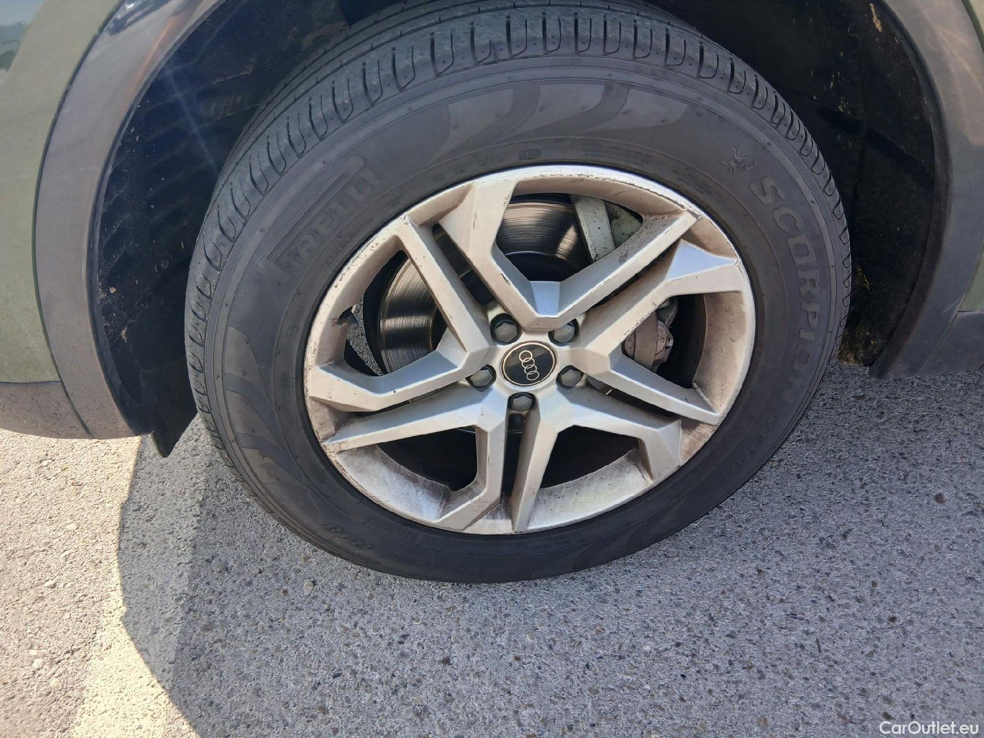  Audi  Q5 AUDI  / 2020 / 5P / todoterreno Advanced 40 TDI 150kW quattro-ultra #19