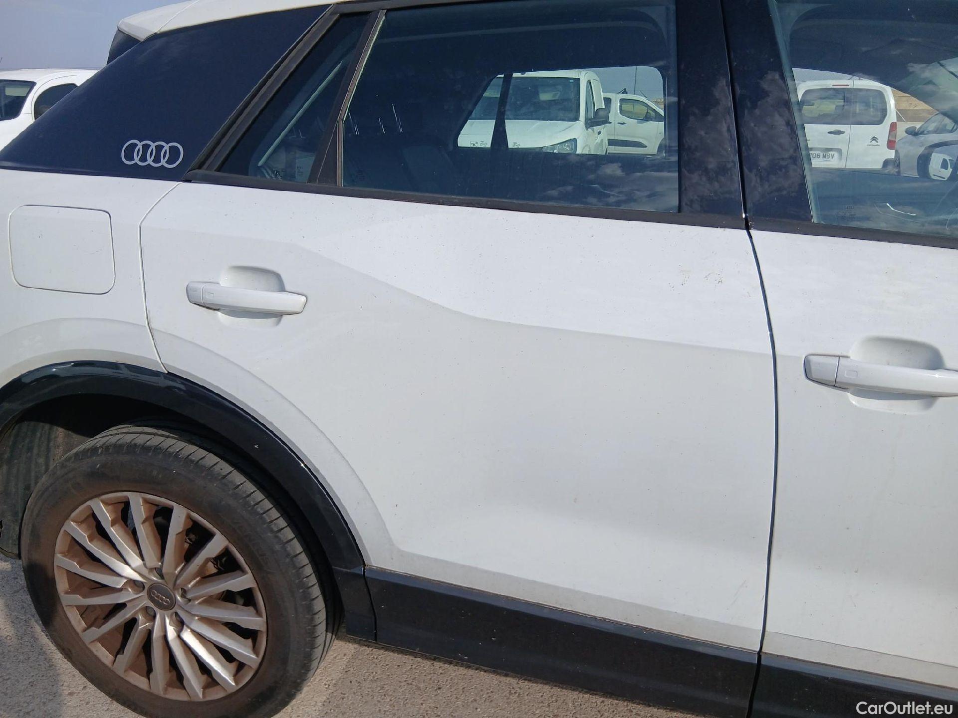  Audi  Q2 AUDI  / 2016 / 5P / todoterreno Design 30 TFSI 85kW (116CV) (AC) #52