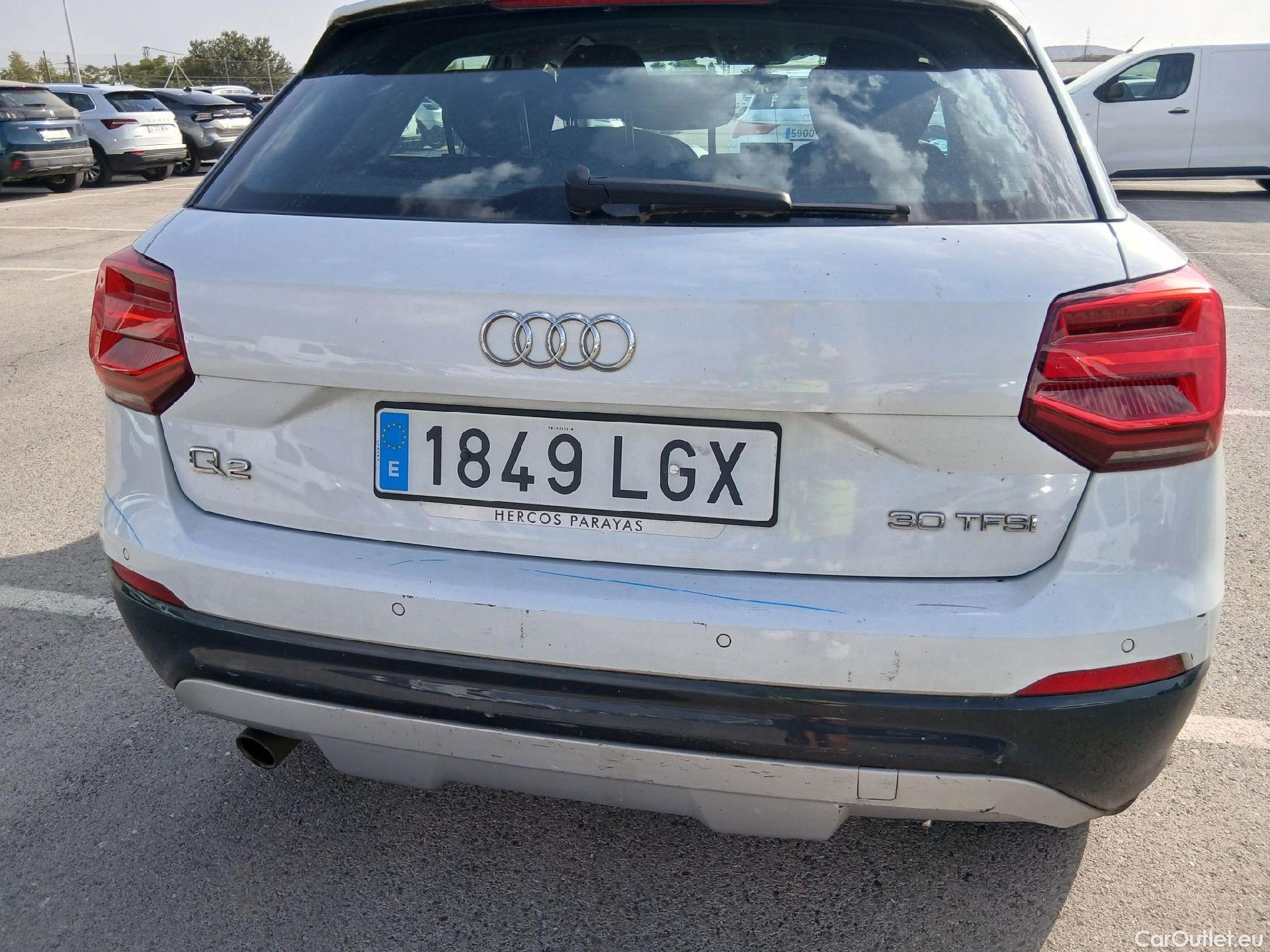  Audi  Q2 AUDI  / 2016 / 5P / todoterreno Design 30 TFSI 85kW (116CV) (AC) #39