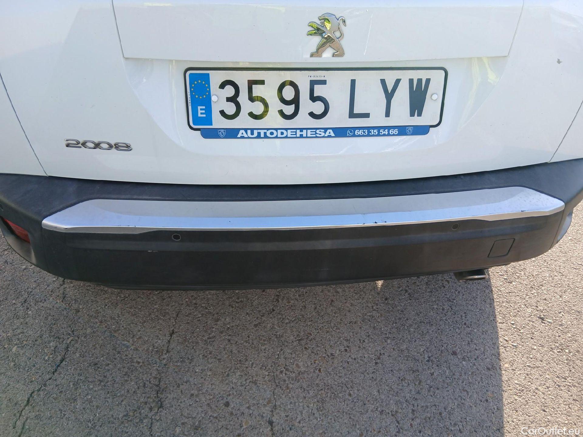  Peugeot  2008 PEUGEOT  / 2019 / 5P / todoterreno Active Pack BlueHDI 81kW (110CV) #22