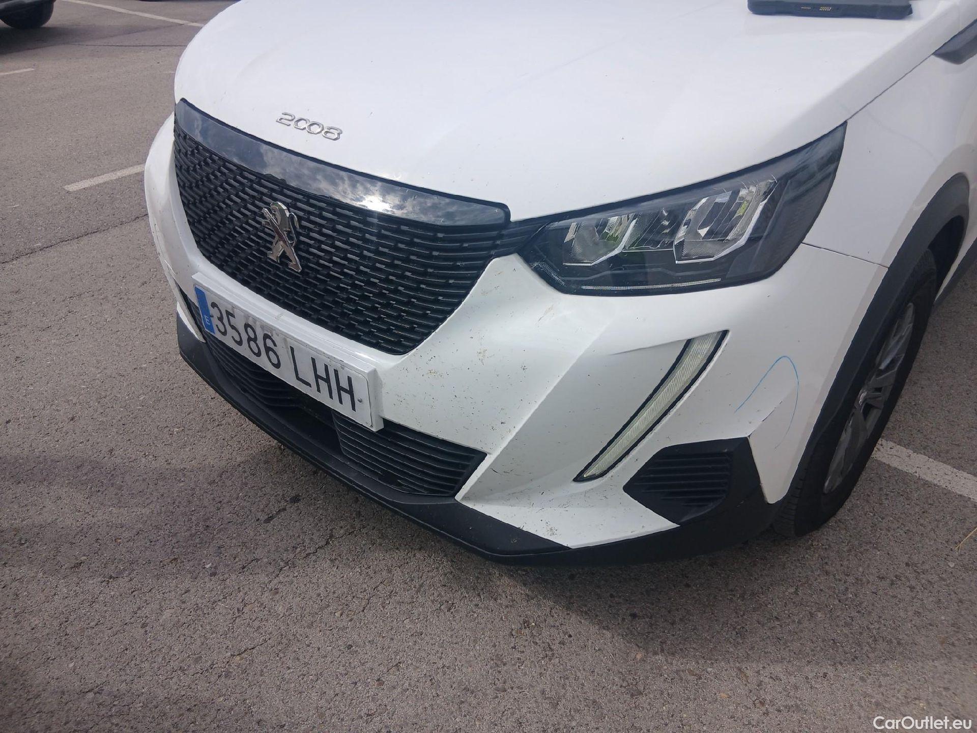  Peugeot  2008 PEUGEOT  / 2019 / 5P / todoterreno Active Puretech 100 S&S BVM6 #8